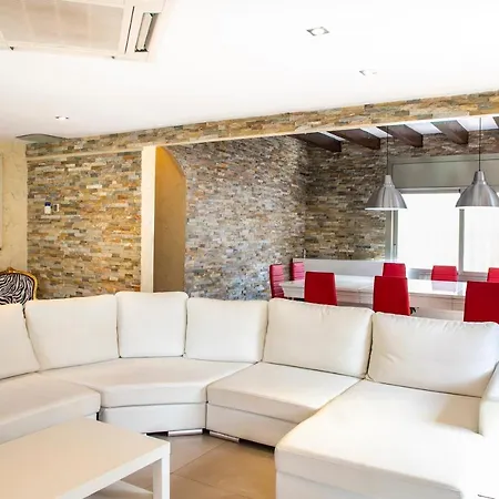 Holiday home Bouganvillea *