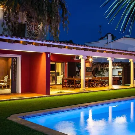 Holiday home Bouganvillea *